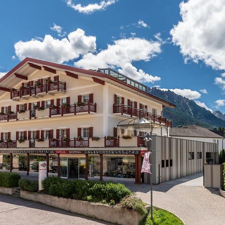 Sapelza Appartementhaus Toblach Exteriör bild