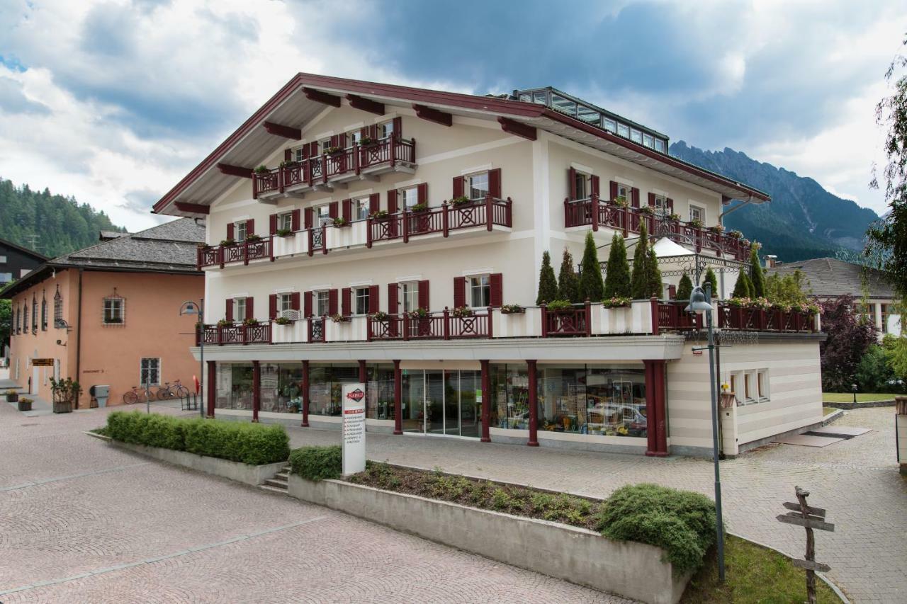 Sapelza Appartementhaus Toblach Exteriör bild