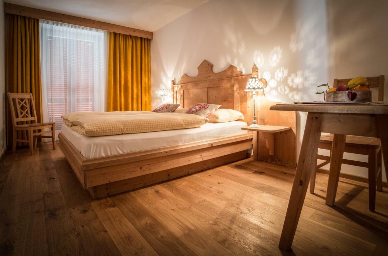 Sapelza Appartementhaus Toblach Exteriör bild